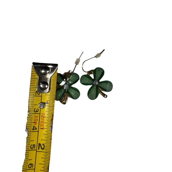 Green Four Leaf Clover Shamrock Dangle Earrings St Patrick's Day March Spring - Picture 4 of 4